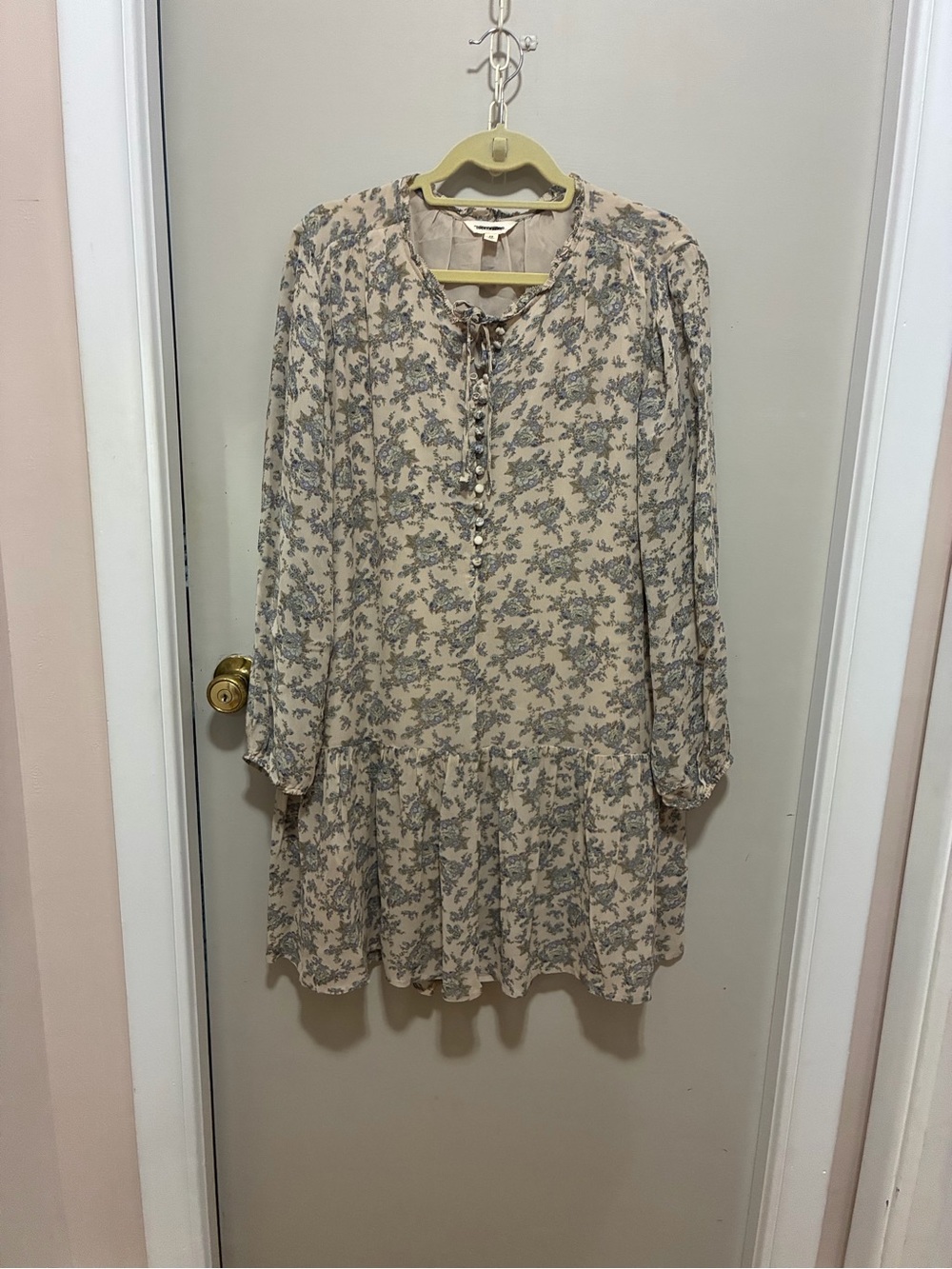 Lucky Brand Beige Floral Long-Sleeve Tiered Dress